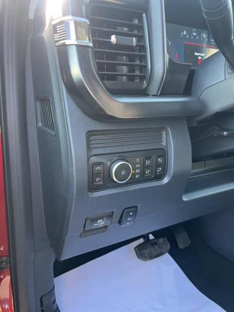 New 2026 Ford F250 Lariat w/ Chrome Package image 14