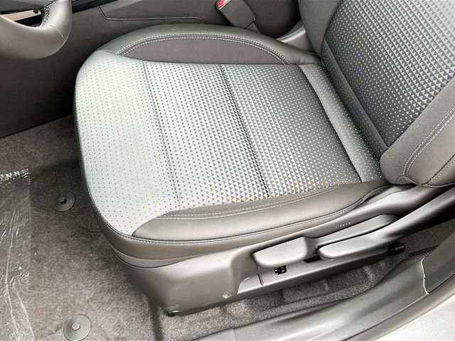 New 2026 Chevrolet Trax LT w/ Driver Confidence Package image 20