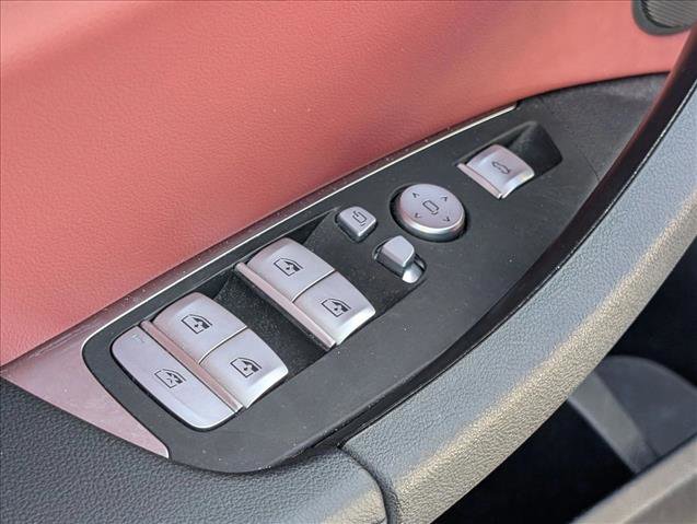 Used 2023 BMW X3 sDrive30i w/ Convenience Package image 12