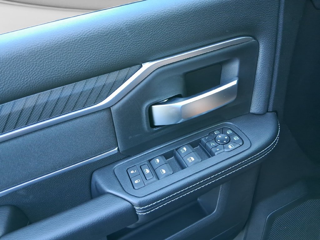 New 2027 RAM 2500 Big Horn AWD/4WD image 9