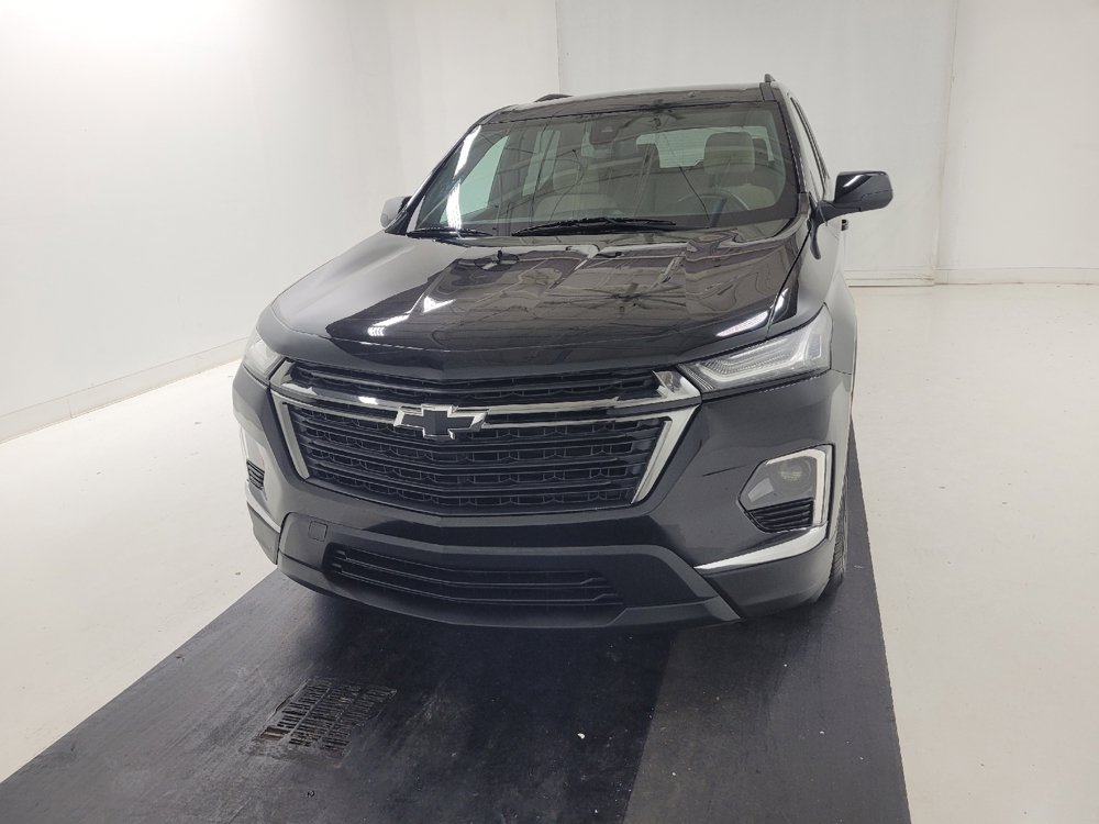 Used 2023 Chevrolet Traverse LS w/ Midnight/Sport Edition FWD image 15