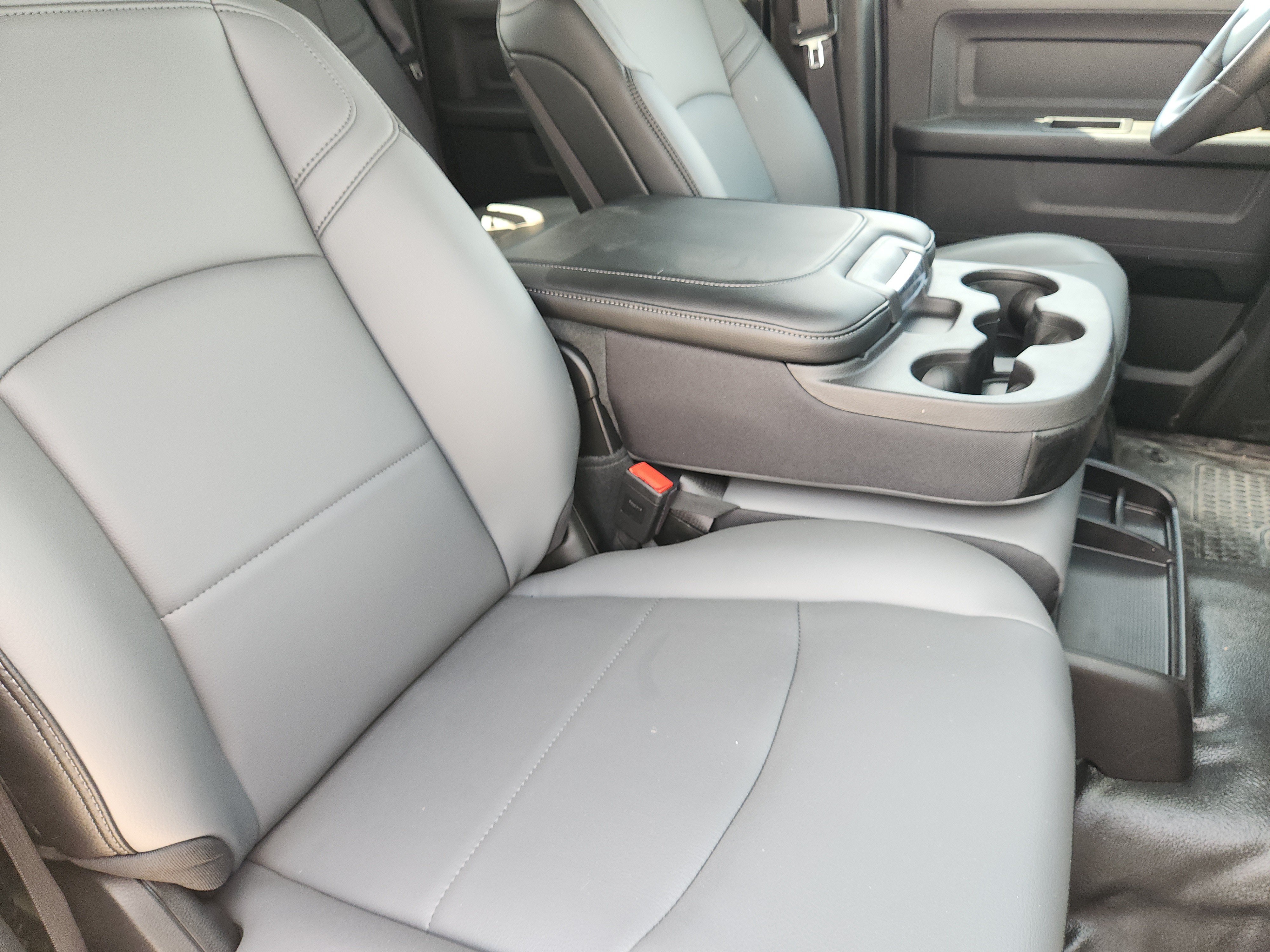 New 2026 RAM 2500 Tradesman w/ Chrome Appearance Group RWD image 12