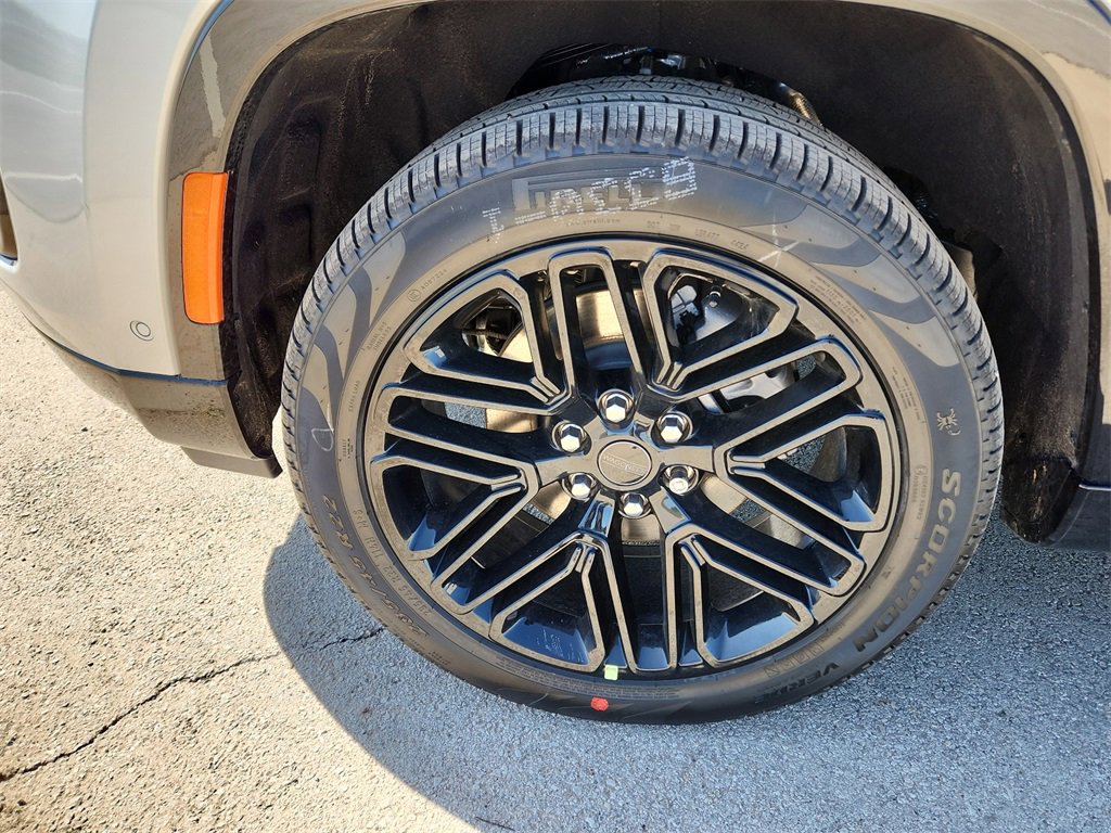 New 2025 Jeep Wagoneer L Series II w/ Convenience Group I image 7