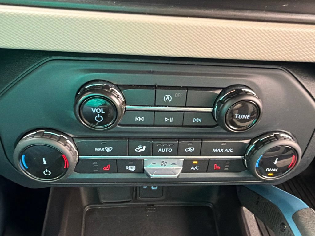Used 2022 Ford Bronco Wildtrak AWD/4WD image 19