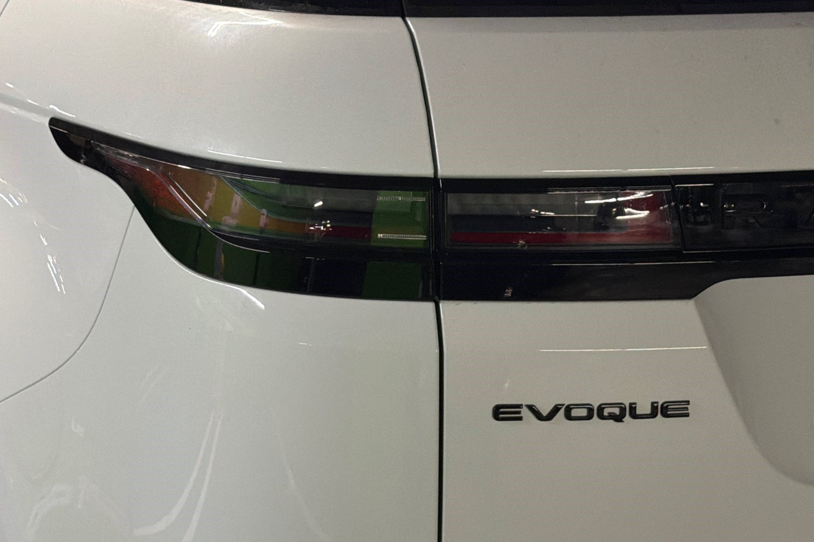 New 2026 Land Rover Range Rover Evoque S AWD/4WD image 24