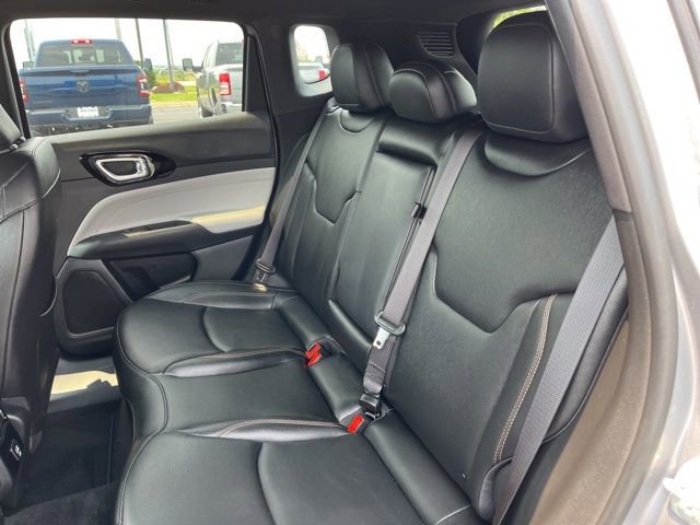 Used 2024 Jeep Compass Limited image 35