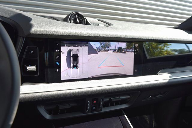 Used 2025 Porsche Cayenne Coupe AWD/4WD image 30