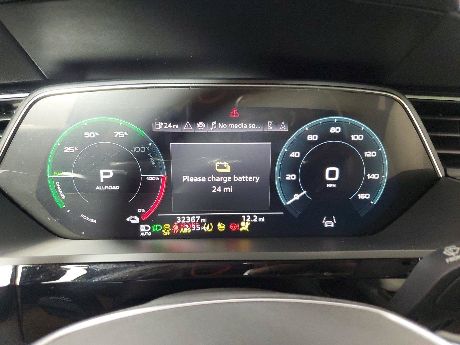 Used 2024 Audi Q8 e-tron Premium Plus w/ Premium Plus Package AWD/4WD image 26