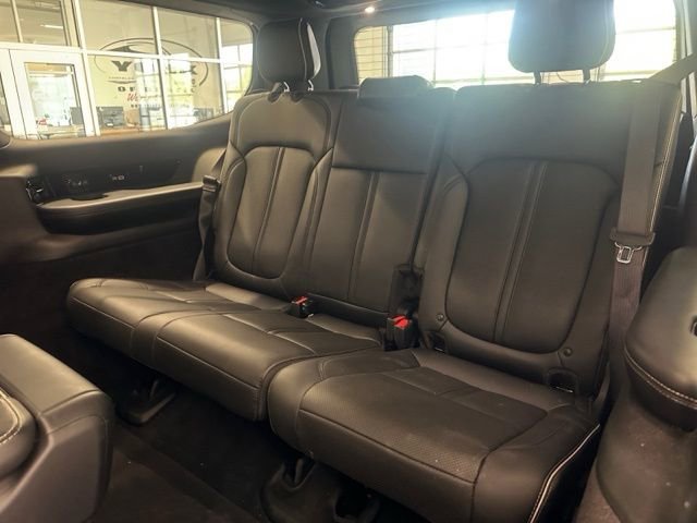 Used 2022 Jeep Grand Wagoneer Series II w/ Convenience Group III AWD/4WD image 16