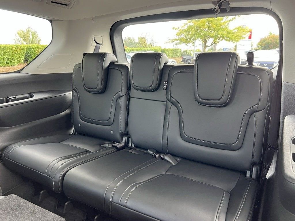 New 2026 Nissan Armada SV AWD/4WD image 28
