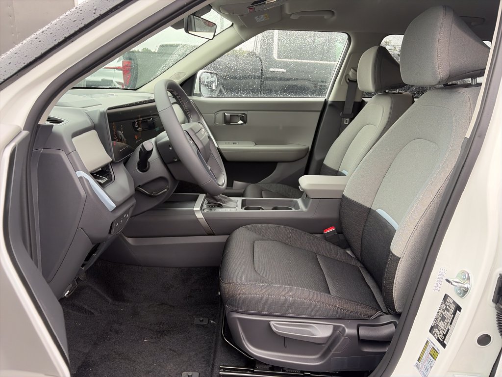 New 2027 Kia Seltos LX FWD image 14