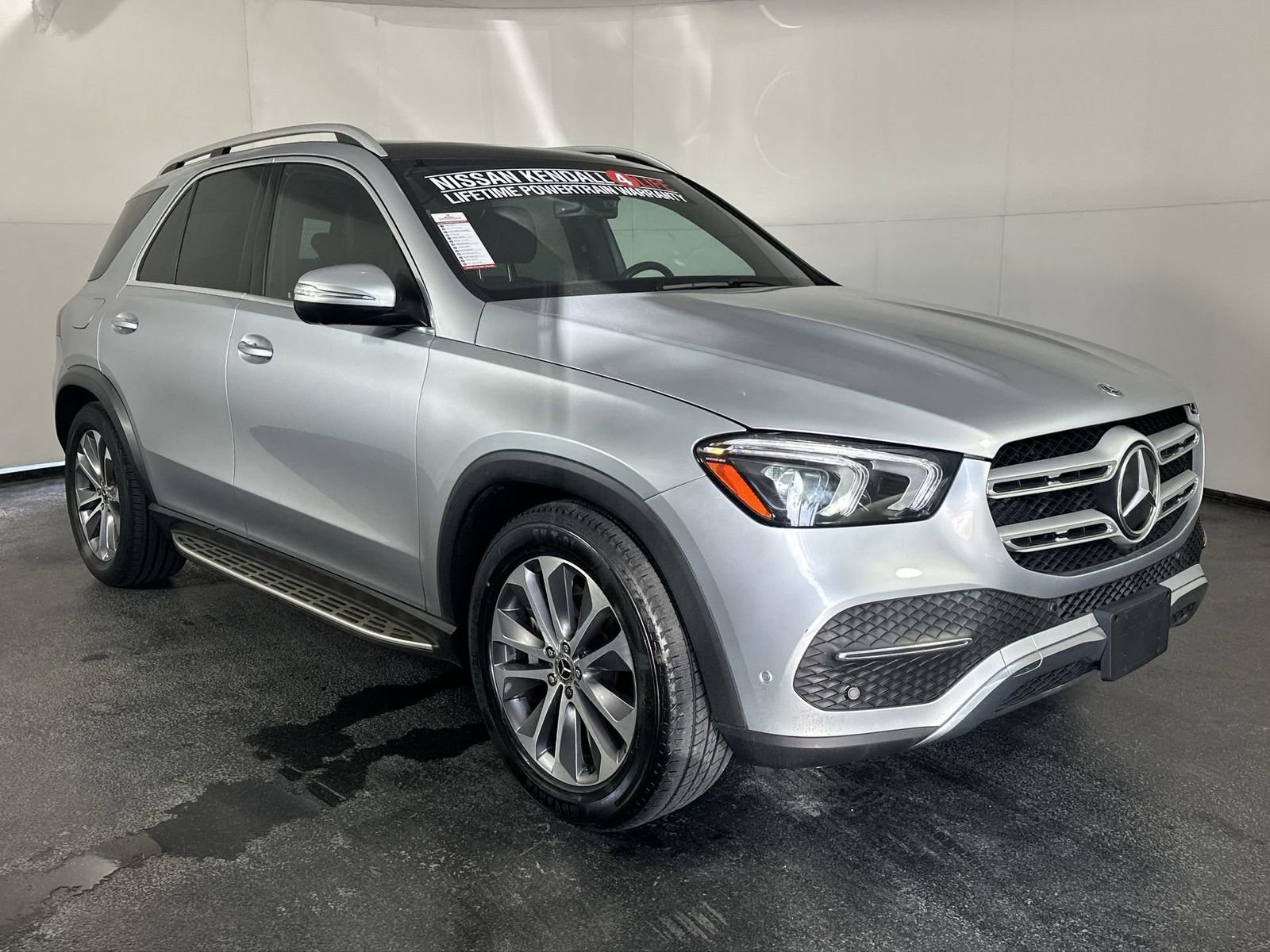 Used 2022 Mercedes-Benz GLE 350 4MATIC image 3