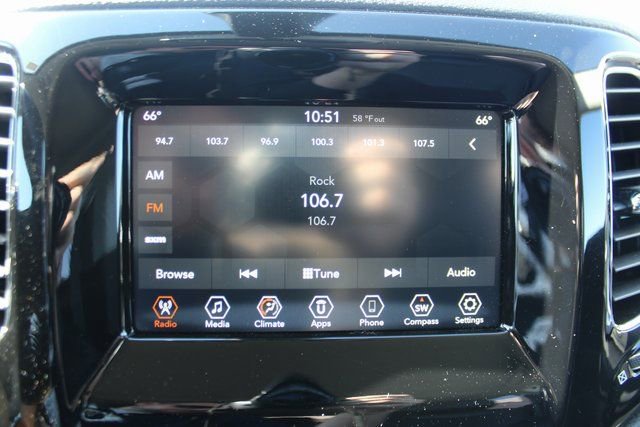 Used 2020 Jeep Compass Latitude image 17