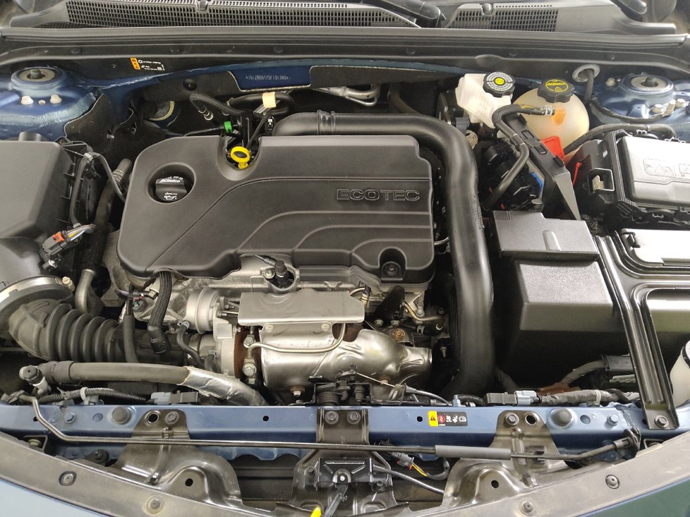 Used 2025 Chevrolet Malibu LS FWD image 30