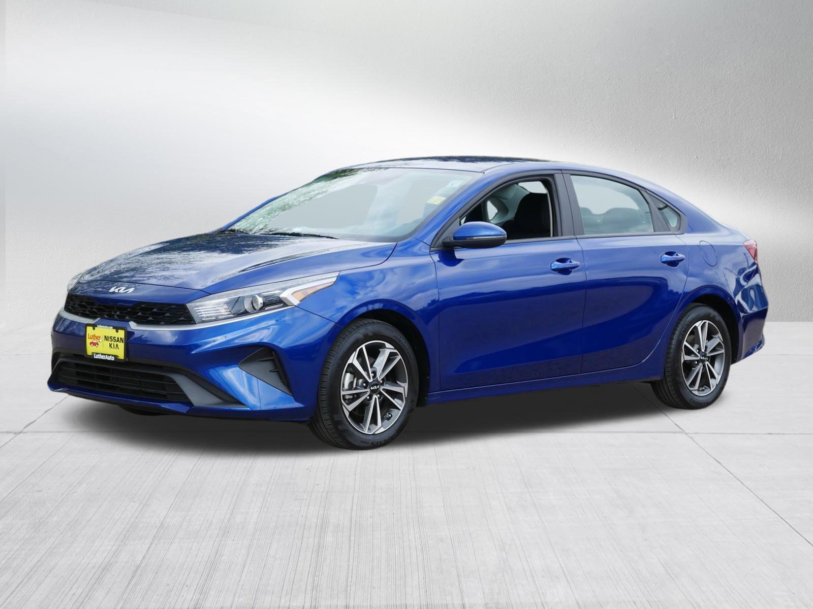 Certified 2023 Kia Forte LXS w/ LXS Technology Package FWD image 3