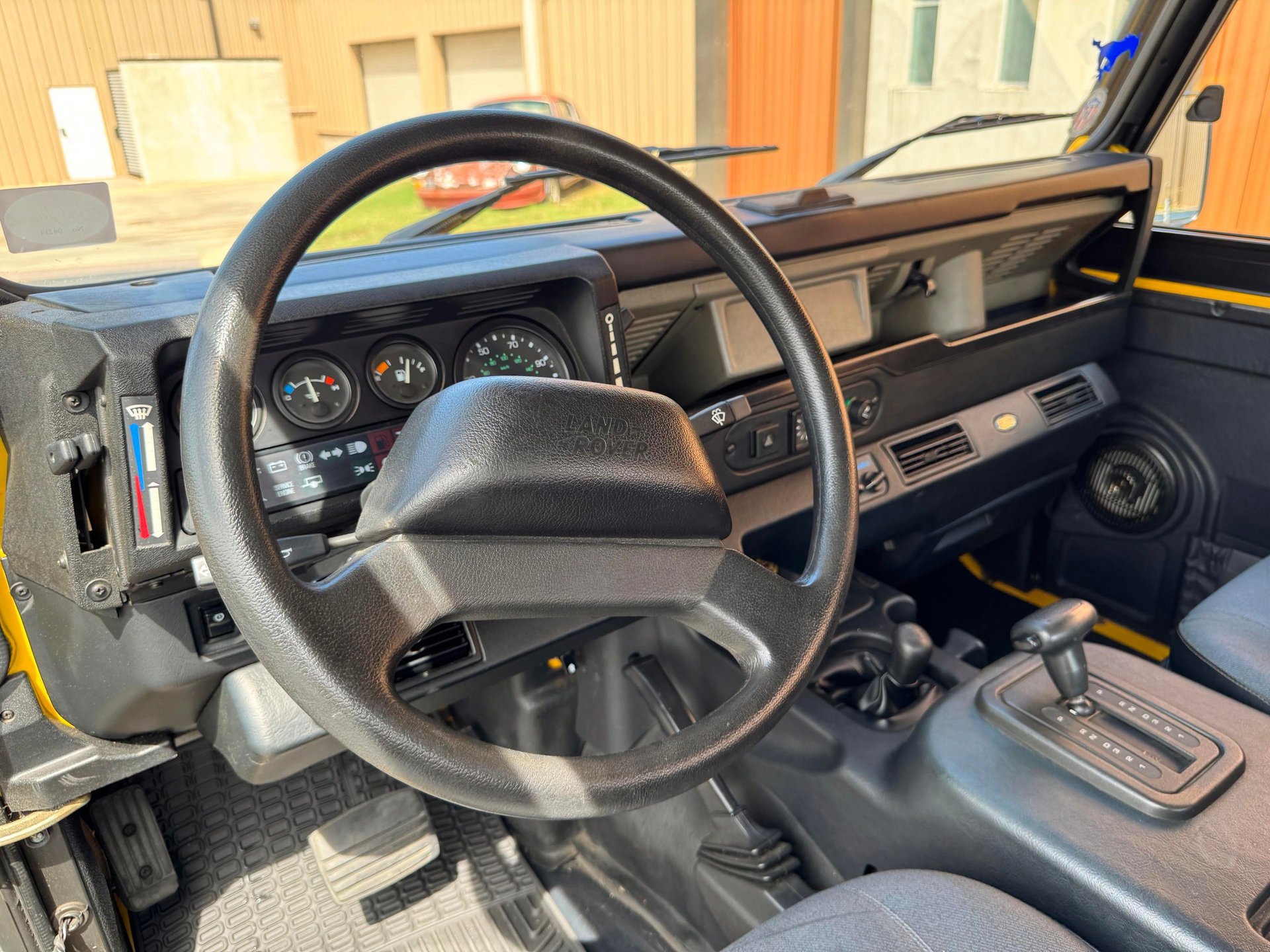 Used 1997 Land Rover Defender 90 AWD/4WD image 28