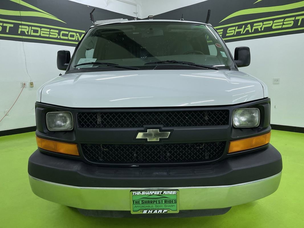 Used 2014 Chevrolet Express 2500 image 3