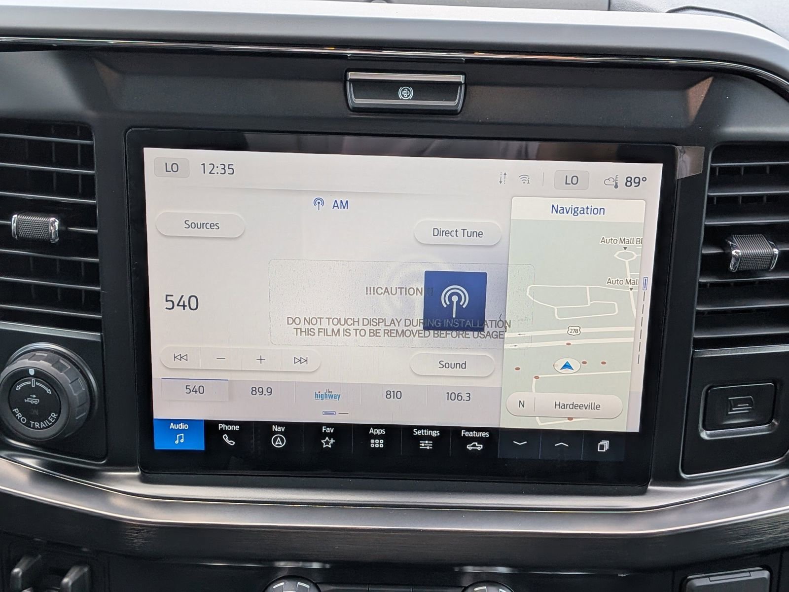 New 2026 Ford F250 Lariat w/ Black Appearance Package image 19