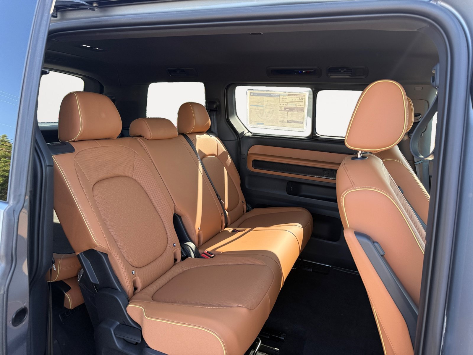 New 2025 Volkswagen ID. Buzz Pro S RWD image 18