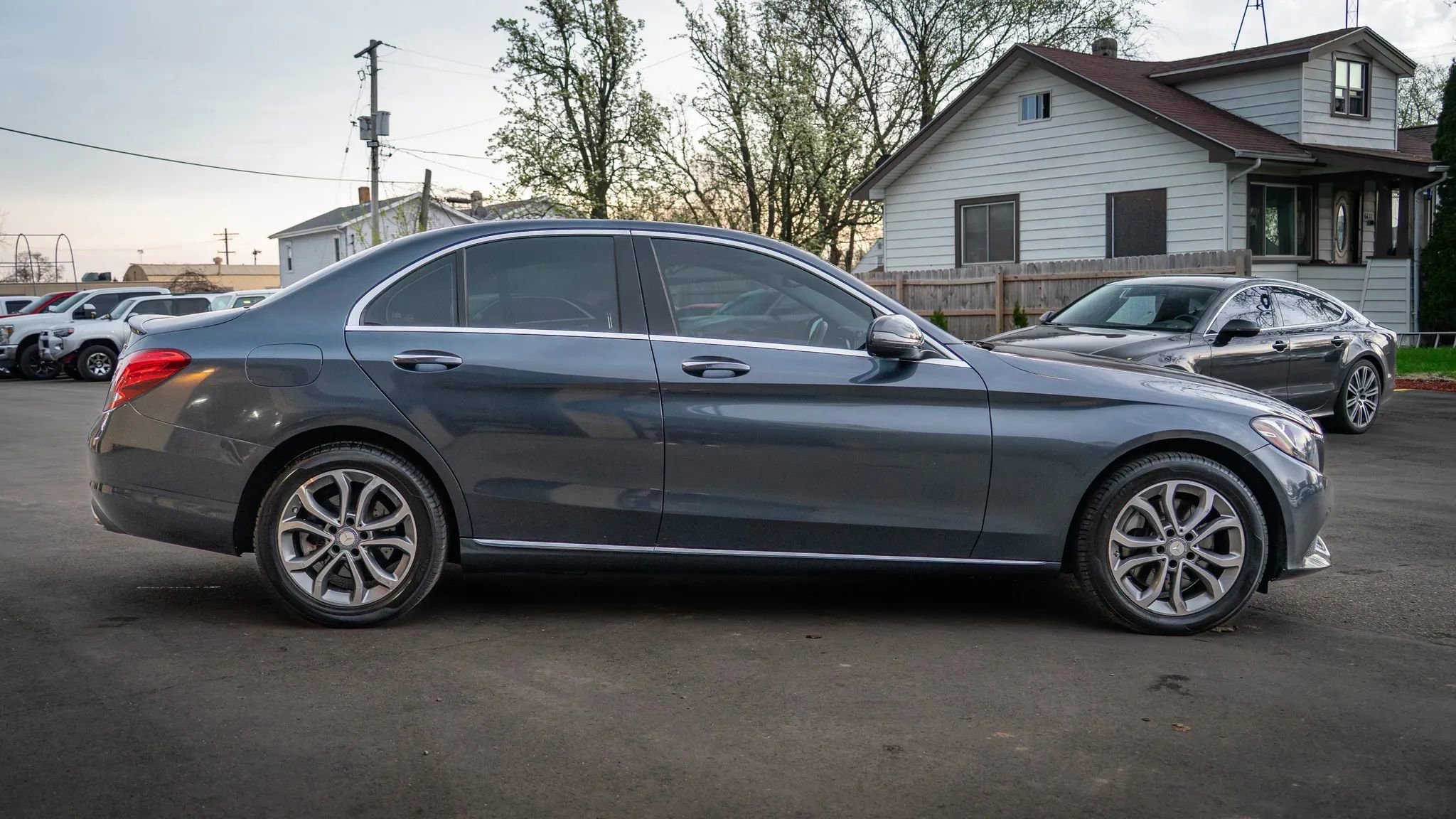 Used 2016 Mercedes-Benz C 300 4MATIC Sedan w/ Premium 1 Package image 7