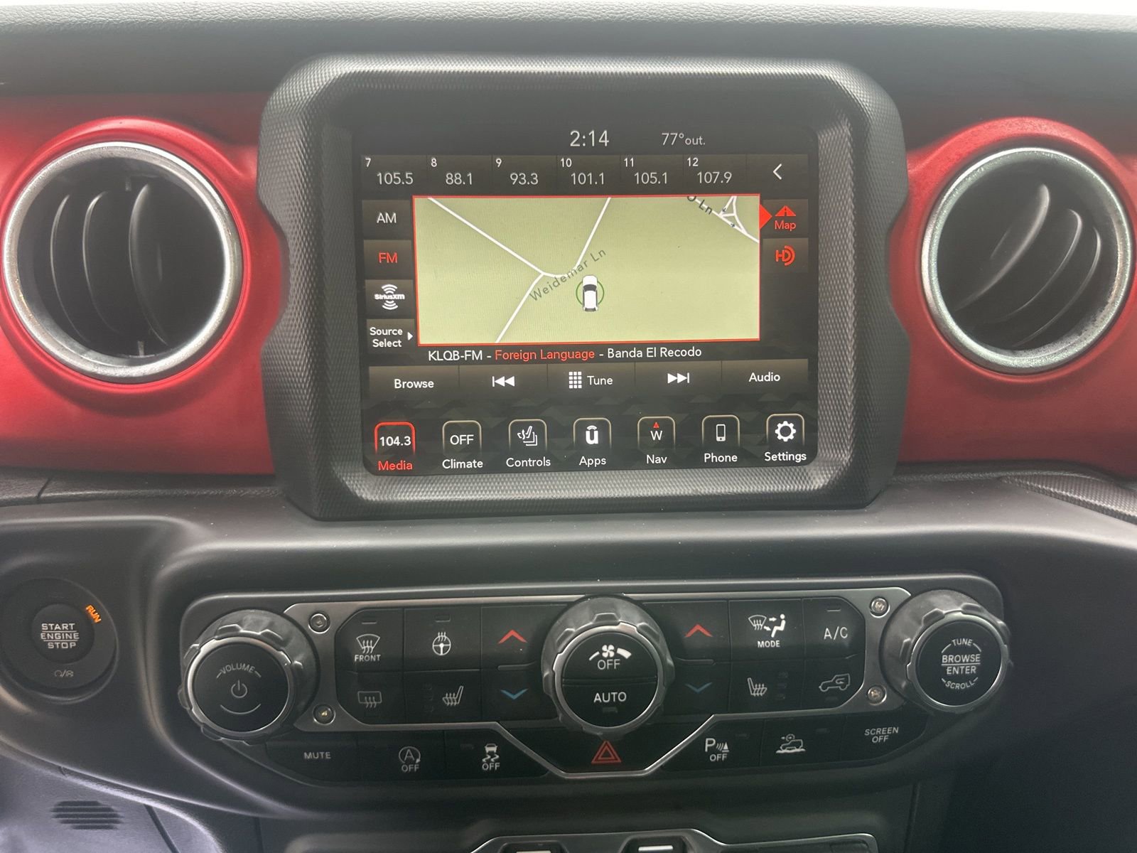 Used 2021 Jeep Gladiator Rubicon AWD/4WD image 23