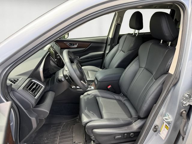 Certified 2025 Subaru Ascent Touring AWD/4WD image 9