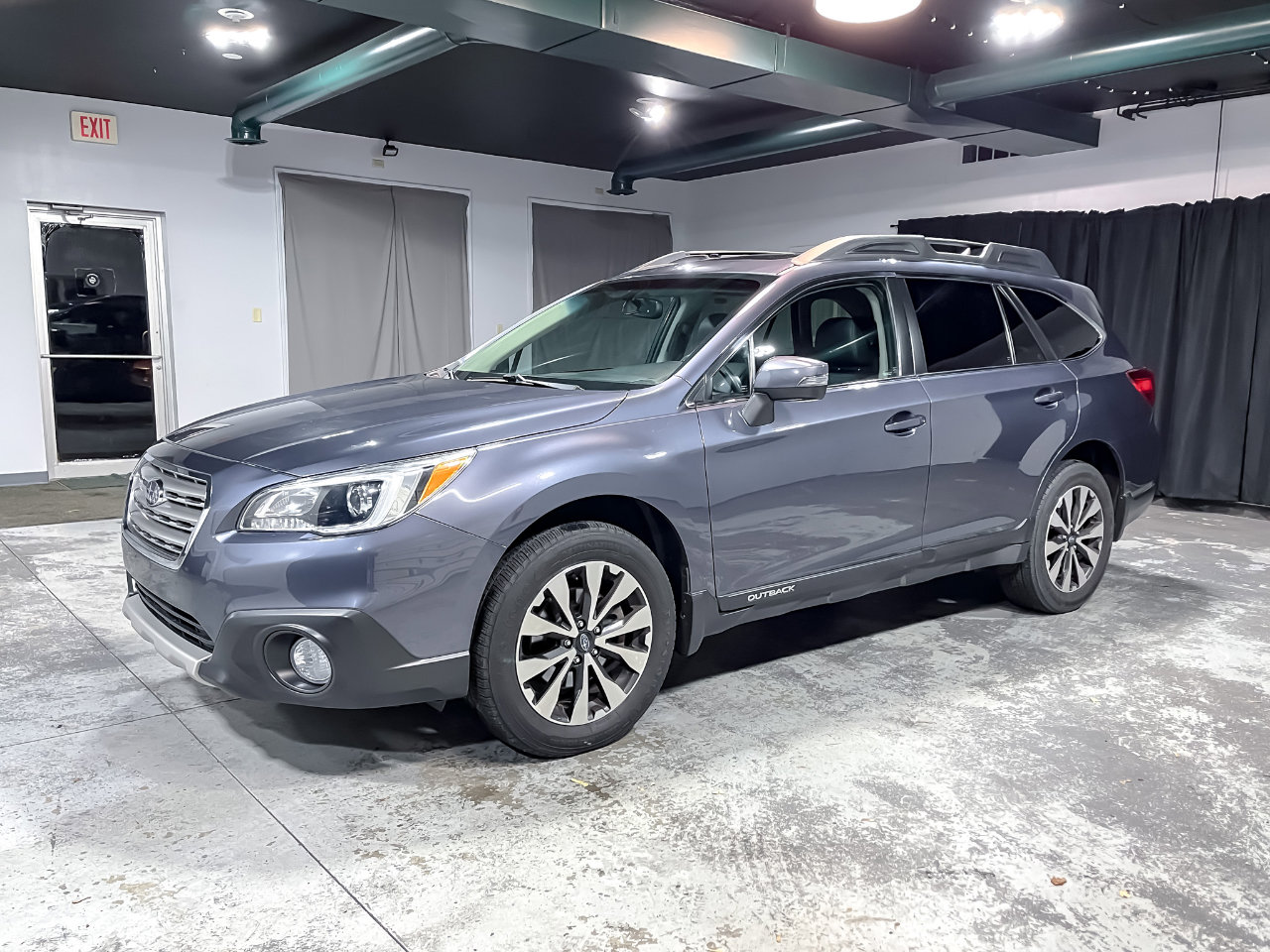 Used 2017 Subaru Outback 2.5i Limited image 4