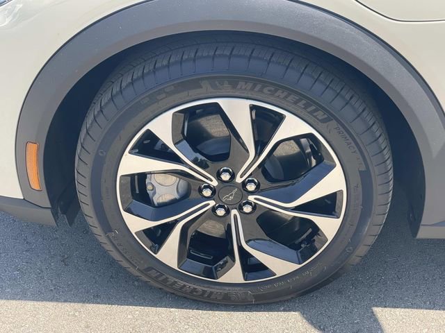 Used 2025 Ford Mustang Mach-E Select image 39