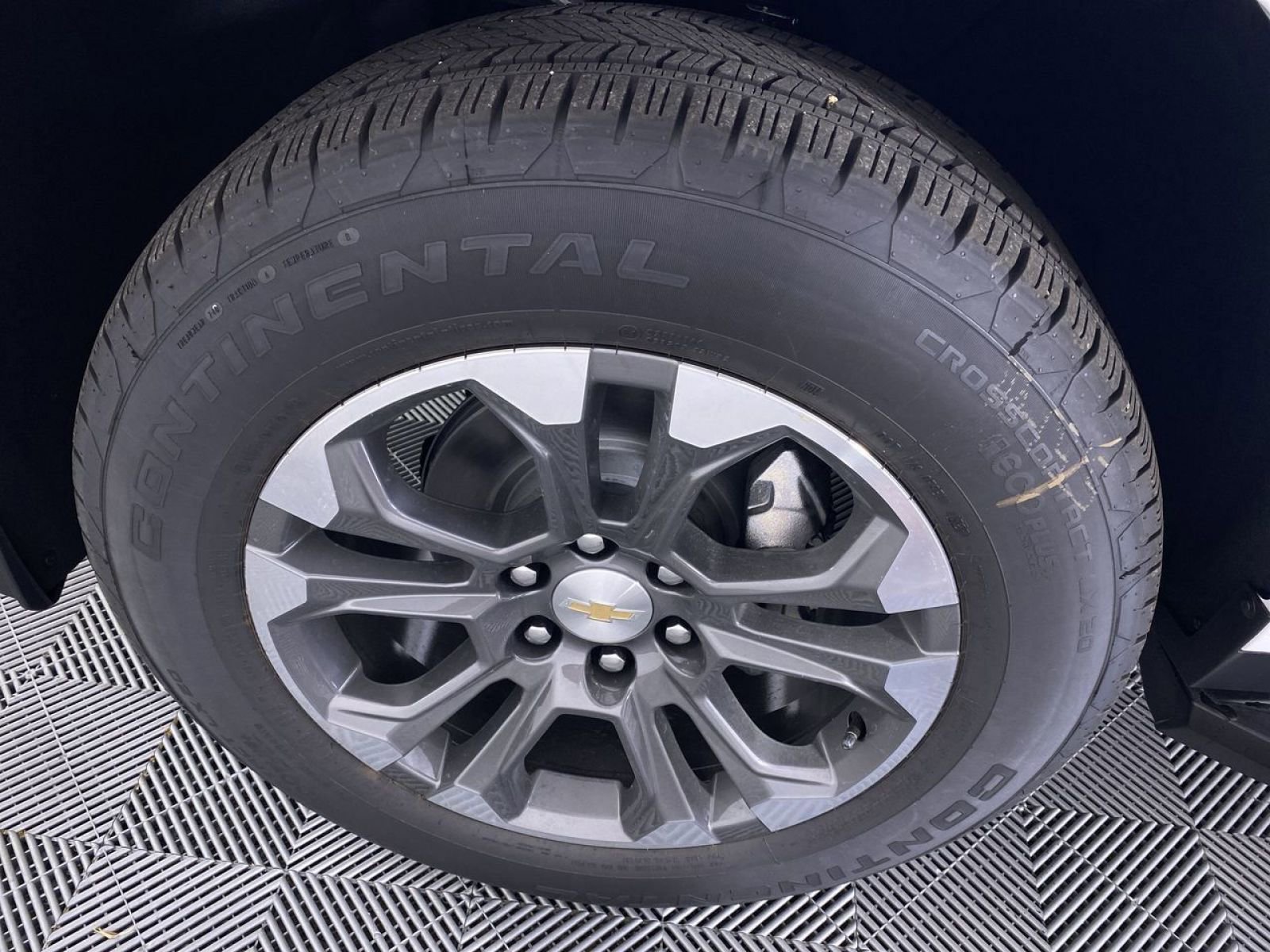 New 2025 Chevrolet Tahoe LS AWD/4WD image 15