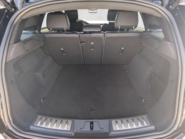 Used 2023 Land Rover Range Rover Evoque R-Dynamic SE image 6