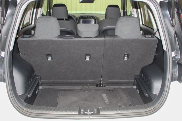 Used 2024 Kia Soul LX w/ Option Group 015 image 7