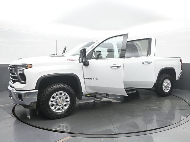 Used 2025 Chevrolet Silverado 2500 LTZ w/ LTZ Premium Package AWD/4WD image 53