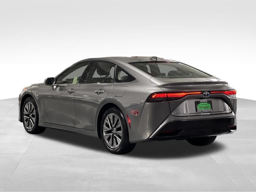 Certified 2022 Toyota Mirai w/ Advanced Technology Package RWD image 3