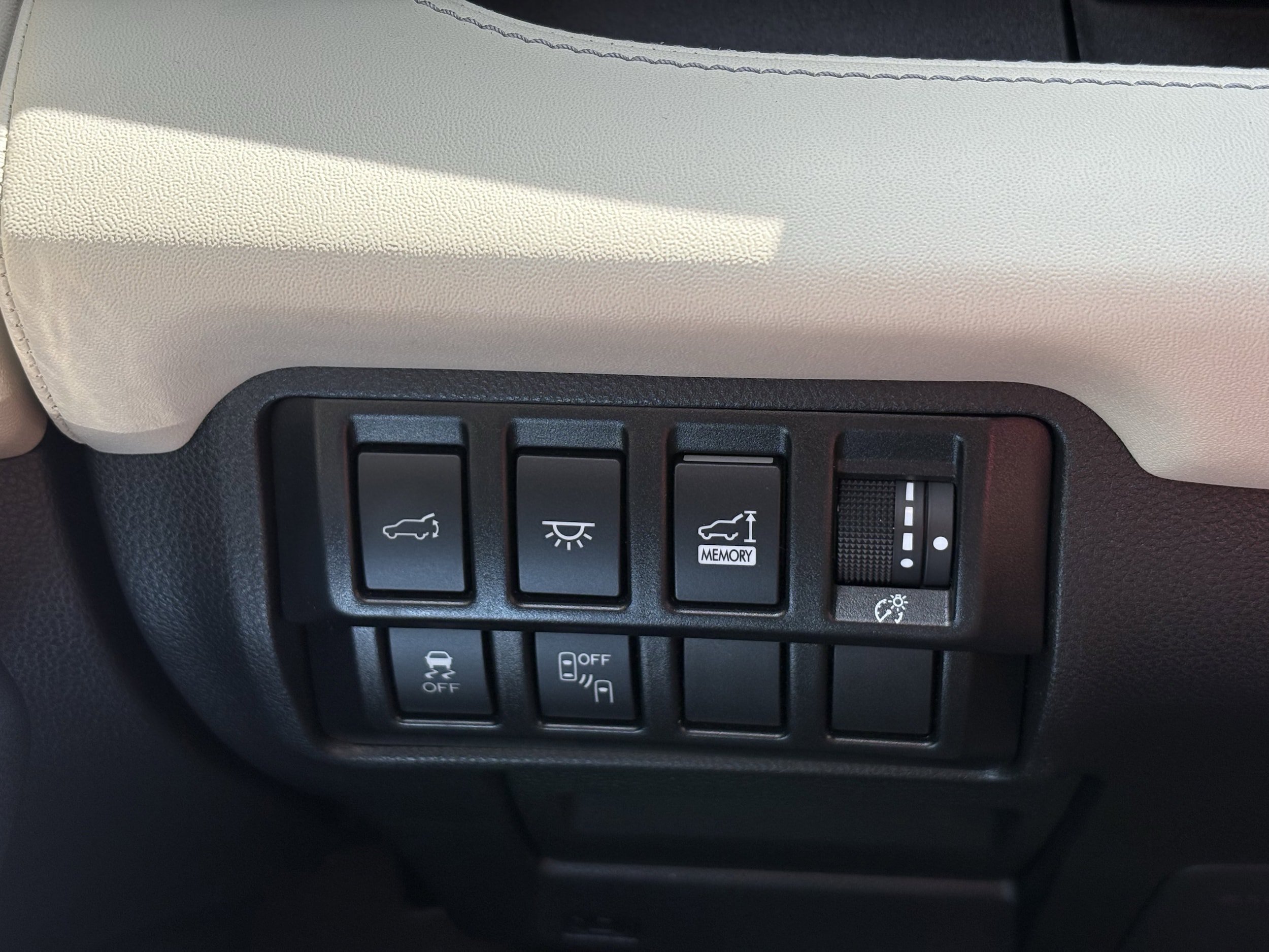 Used 2021 Subaru Ascent Touring AWD/4WD image 17
