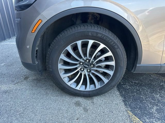 Used 2020 Lincoln Aviator Reserve w/ Equipment Group 201A image 19