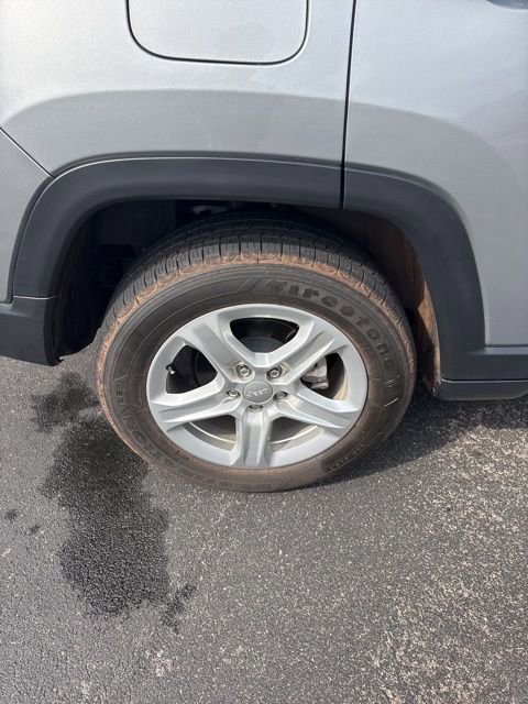 Used 2023 Jeep Compass Sport image 43