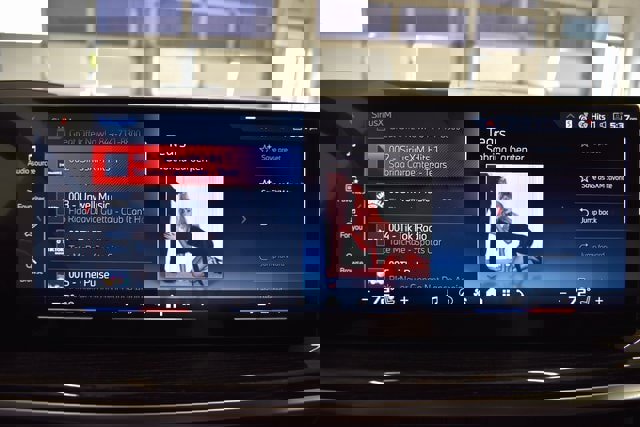 New 2026 BMW X5 M60i w/ Climate Comfort Package image 29