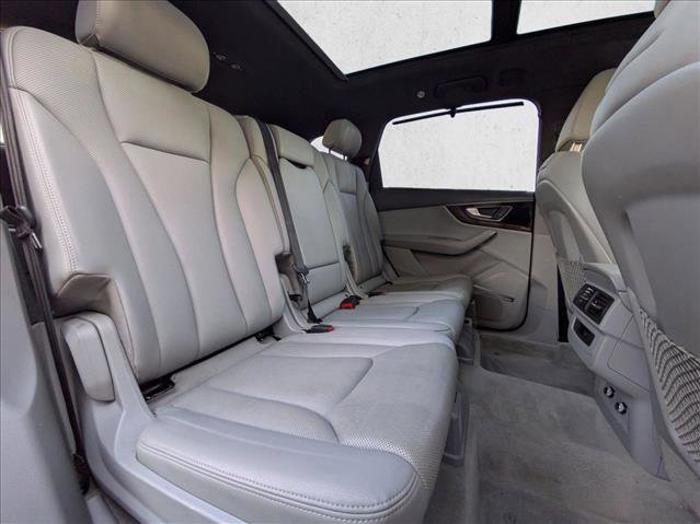 Used 2018 Audi Q7 3.0T Premium Plus image 22