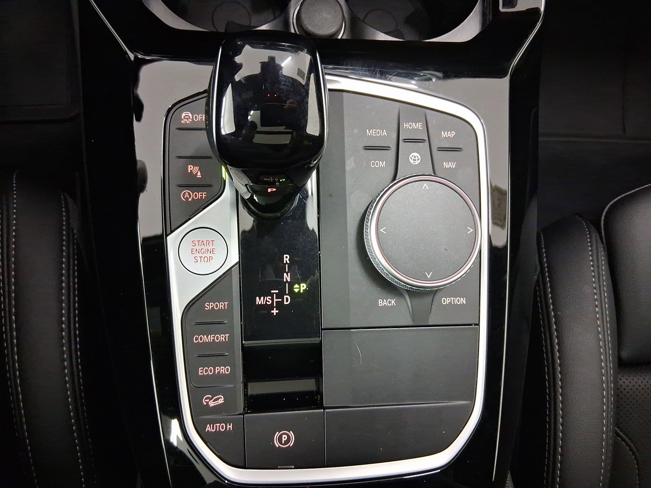 Certified 2023 BMW X4 xDrive30i image 16