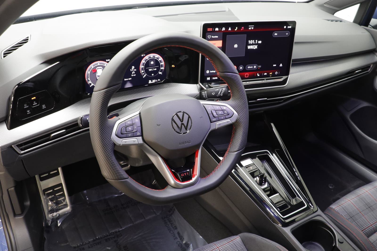 New 2026 Volkswagen Golf S image 7