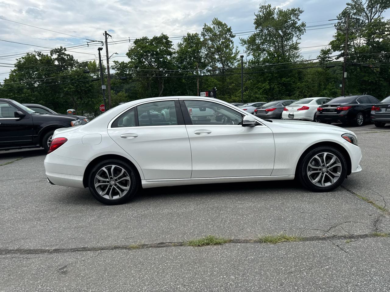 Used 2016 Mercedes-Benz C 300 4MATIC Sedan image 7