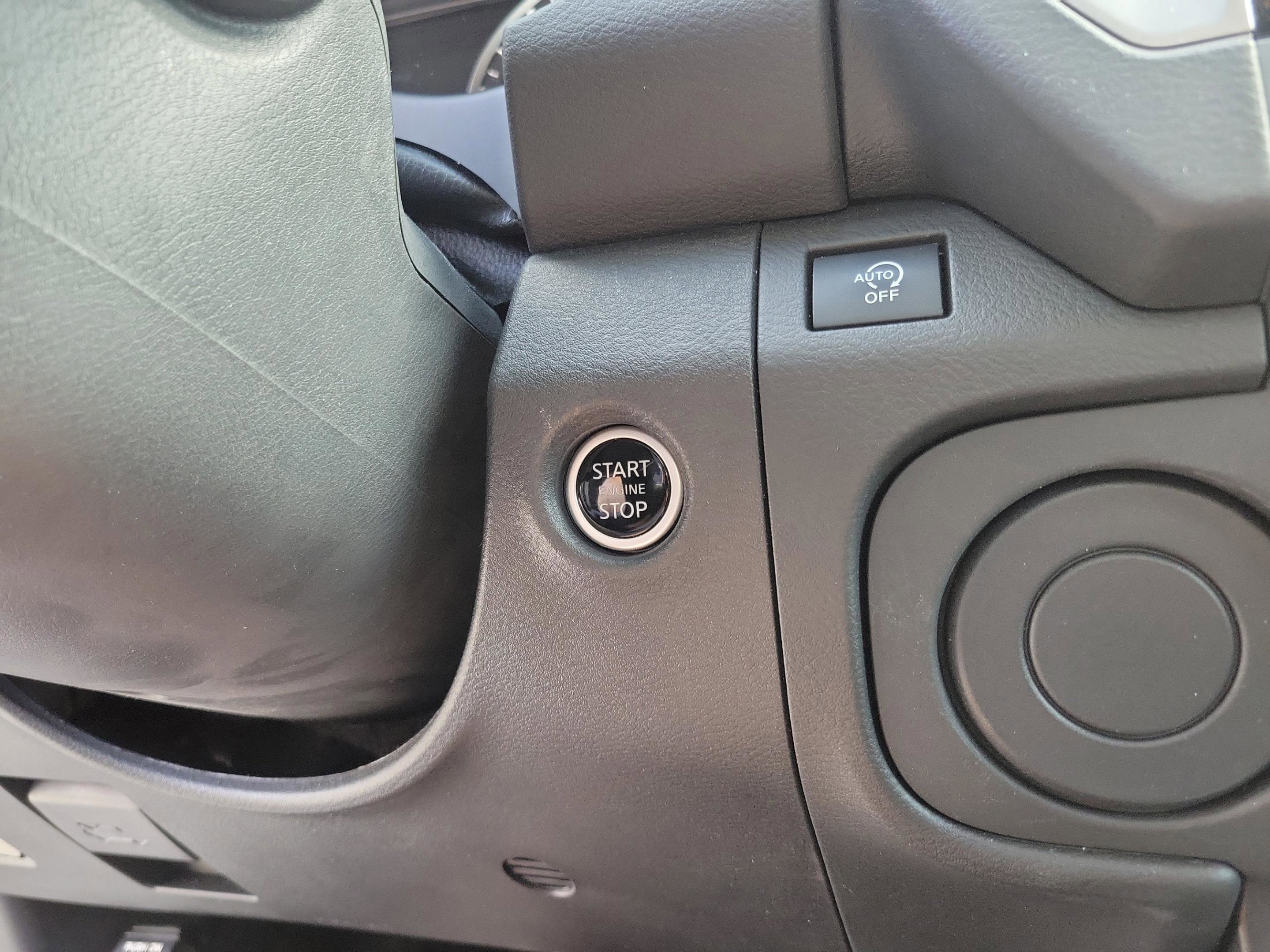 Used 2025 Nissan Frontier SV RWD image 19