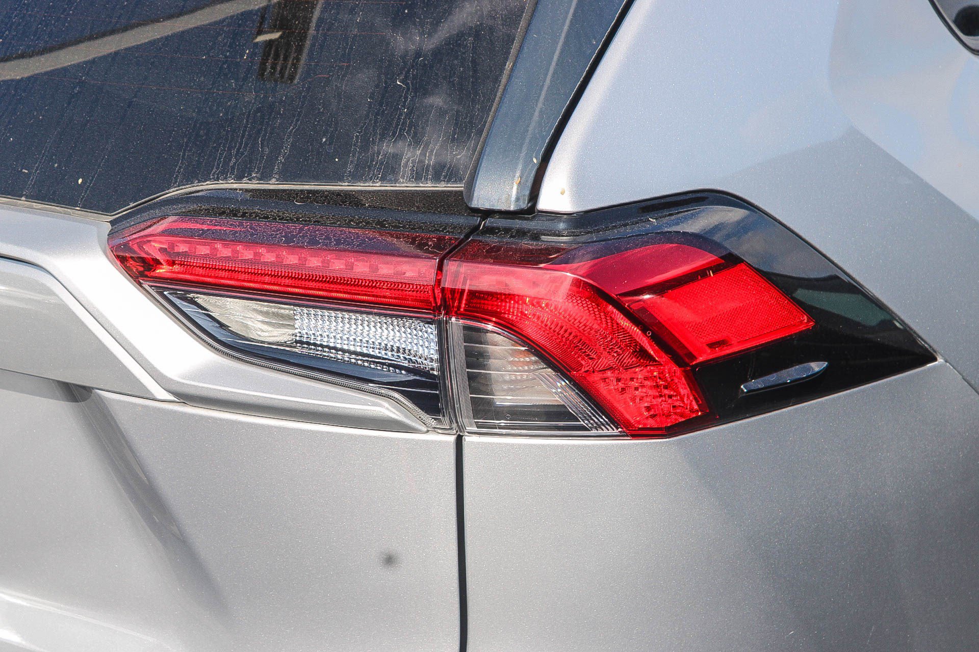 Certified 2019 Toyota RAV4 LE w/ Carpet Mat Package FWD image 15