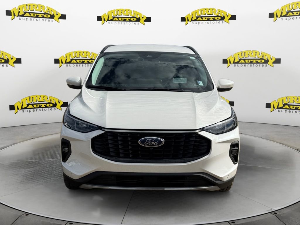 Certified 2024 Ford Escape Platinum w/ Premium Technology Package image 11