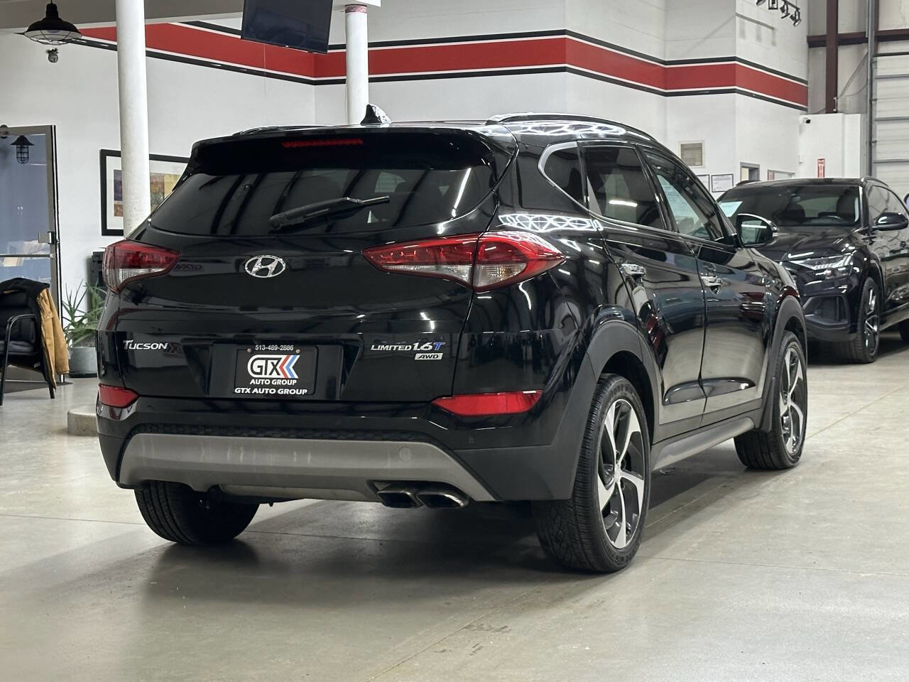 Used 2017 Hyundai Tucson Limited w/ Limited Ultimate Package 03 image 2