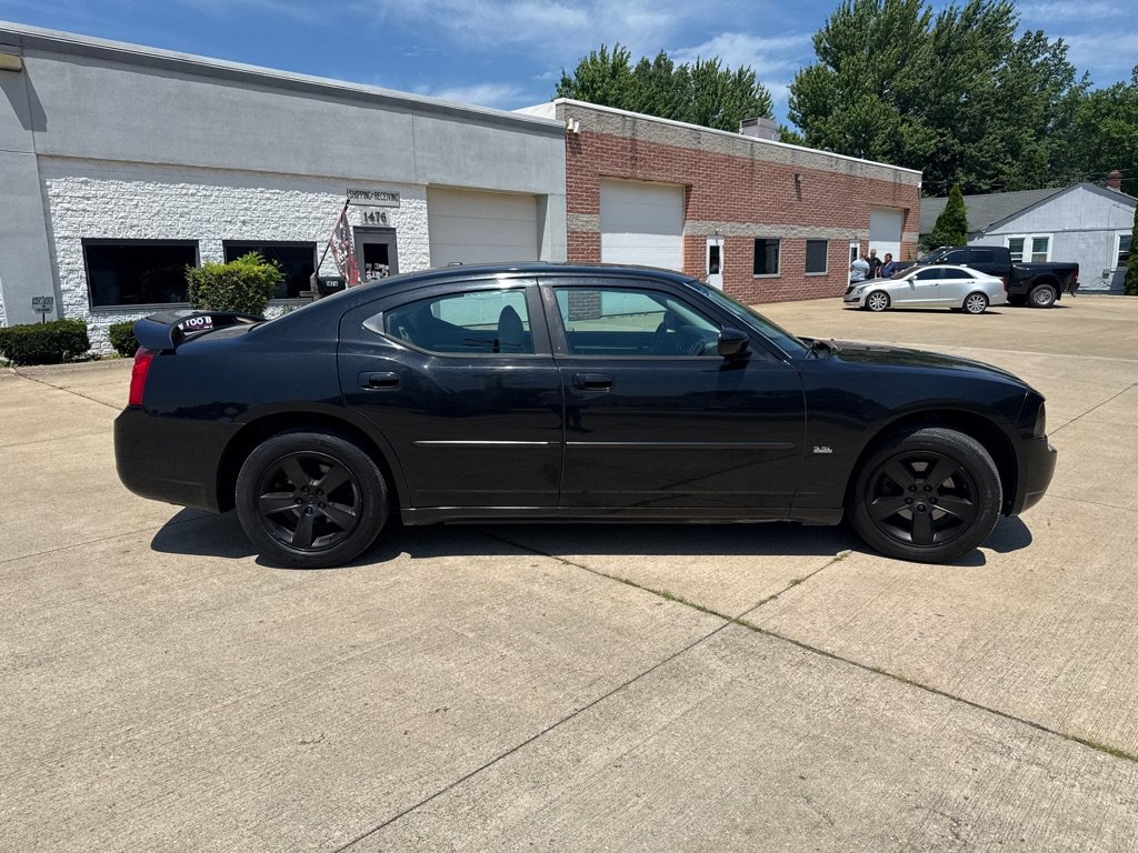 Used 2010 Dodge Charger Rallye RWD image 4