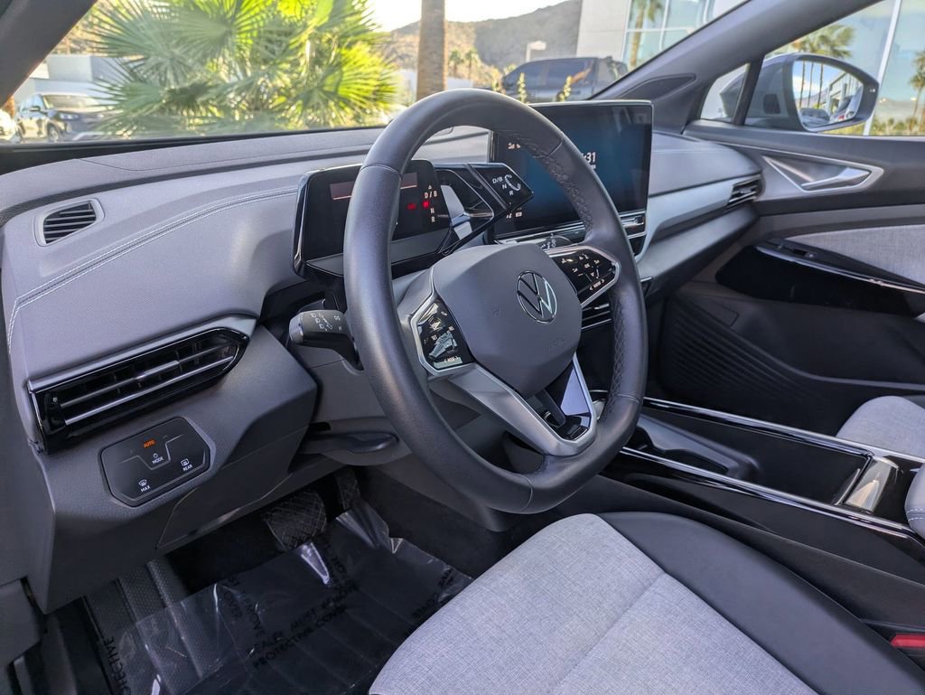 Certified 2023 Volkswagen ID.4 Pro image 9