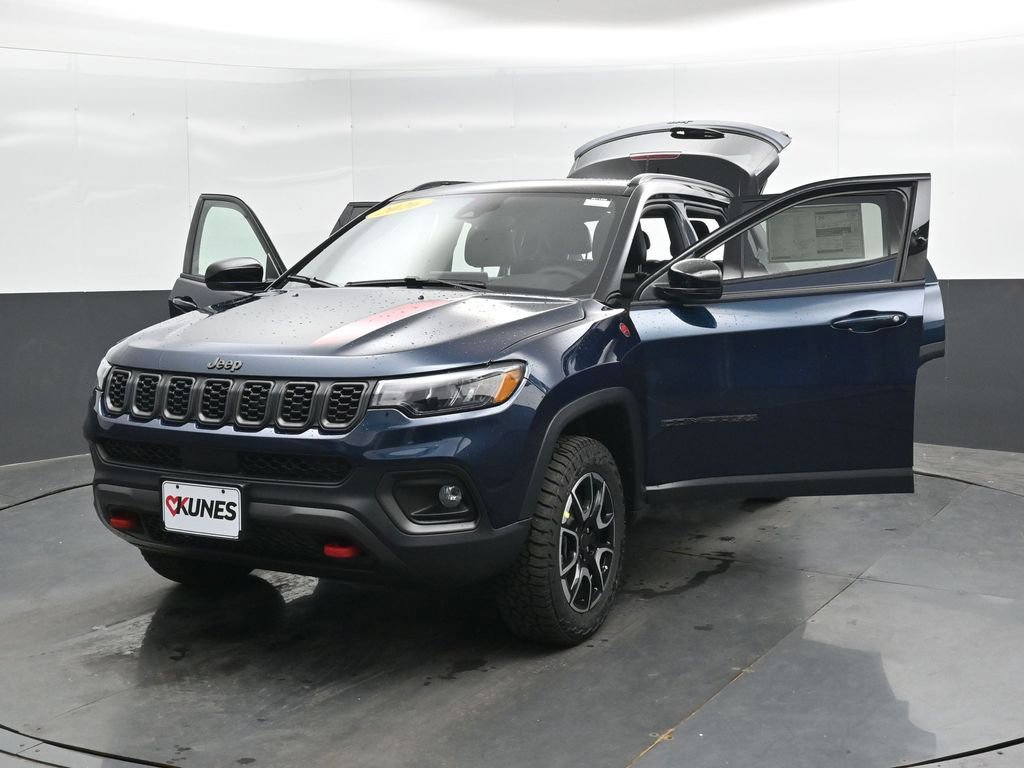 New 2026 Jeep Compass Trailhawk AWD/4WD image 48