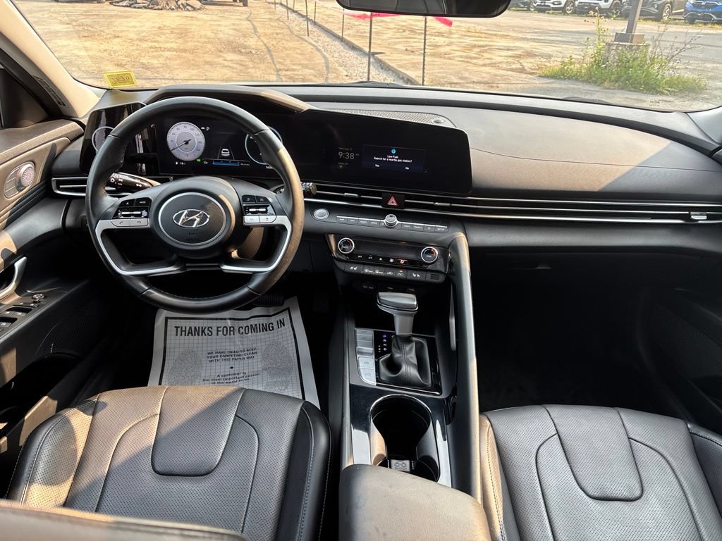 Used 2023 Hyundai Elantra Limited w/ Cargo Package FWD image 16