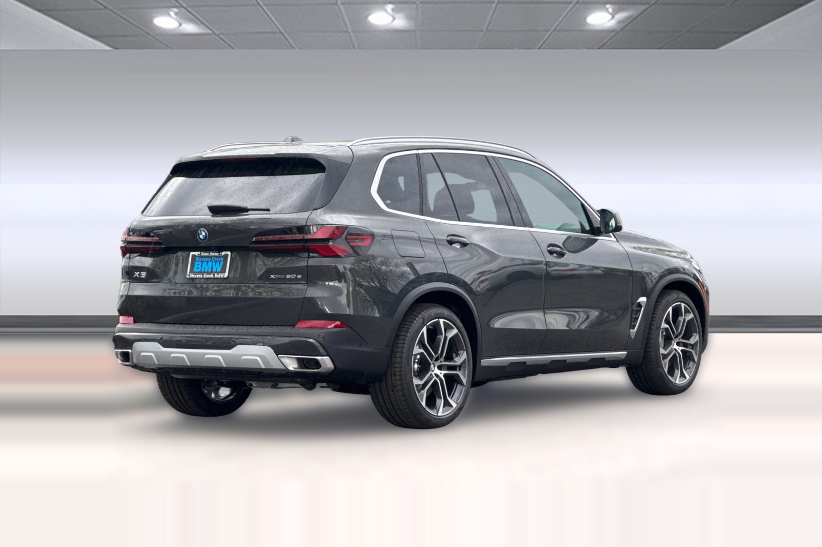 New 2026 BMW X5 xDrive50e AWD/4WD image 8